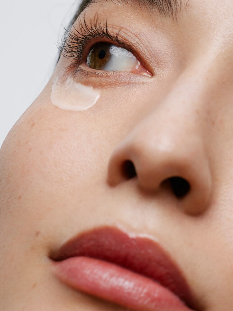 CRÈME POUR LES YEUX ESSENTIELLE INTRAL INNER YOUTH, 15 ML